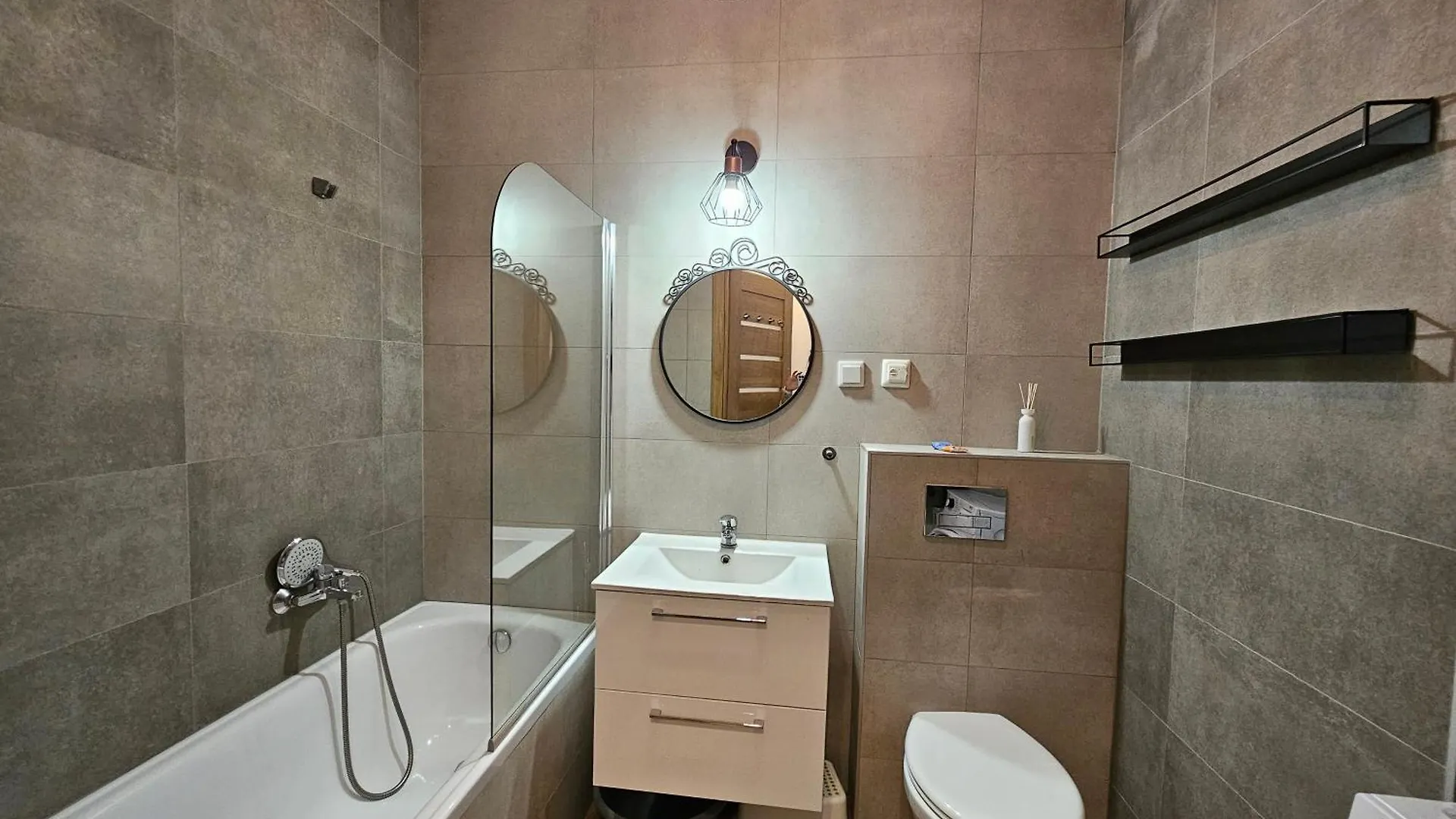 Apartment Bunscha Park Krakow 0*,
